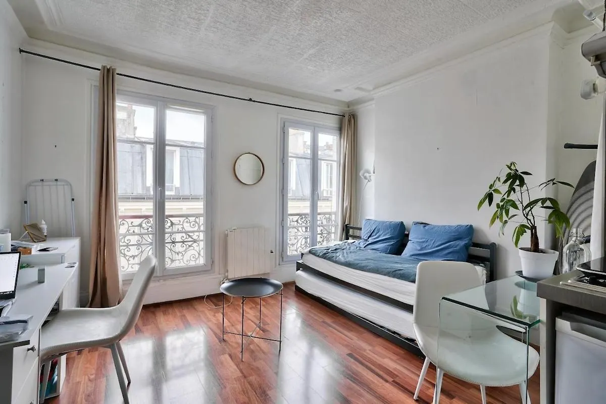 Apartment Arc De Triomphe Studio Paris